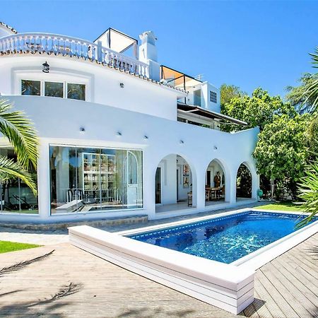 Luxury Villa With Swimming Pool And Jacuzzi Marbella Exterior photo