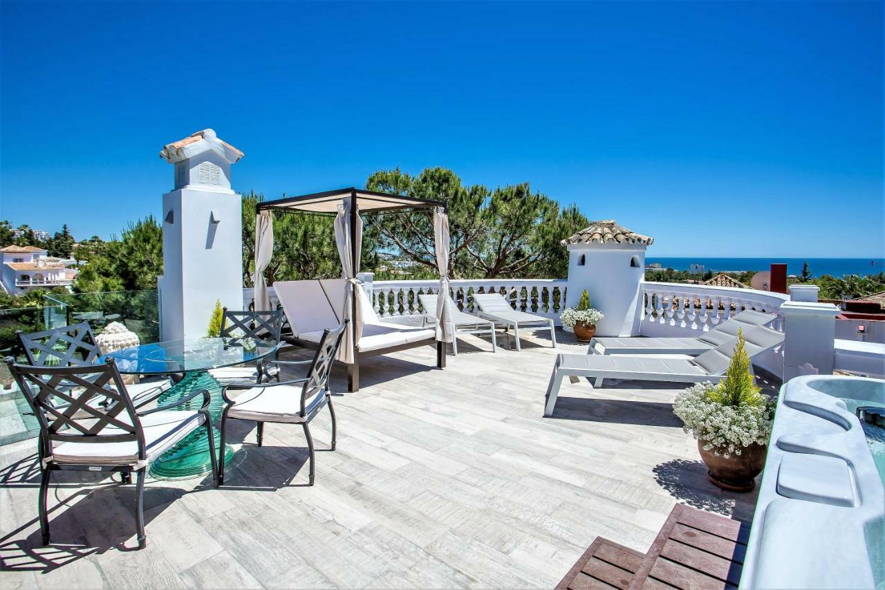 Luxury Villa With Swimming Pool And Jacuzzi Marbella Exterior photo